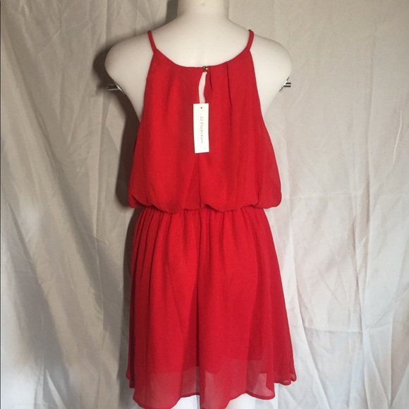 Sleeveless short dress - Picture 2 of 8